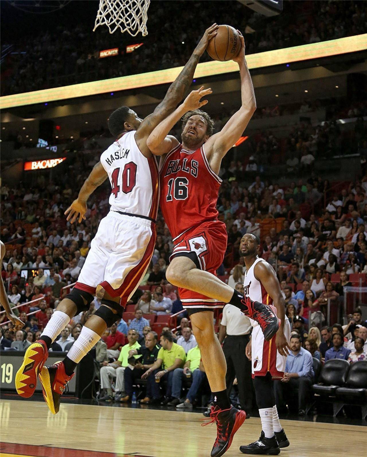 他冲向第四 他冲向第四