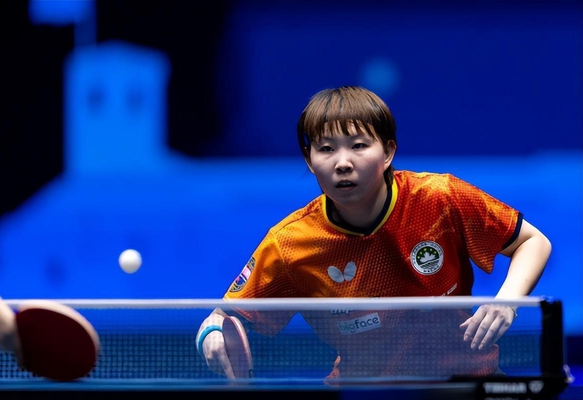 际舞台上为 际舞台上为