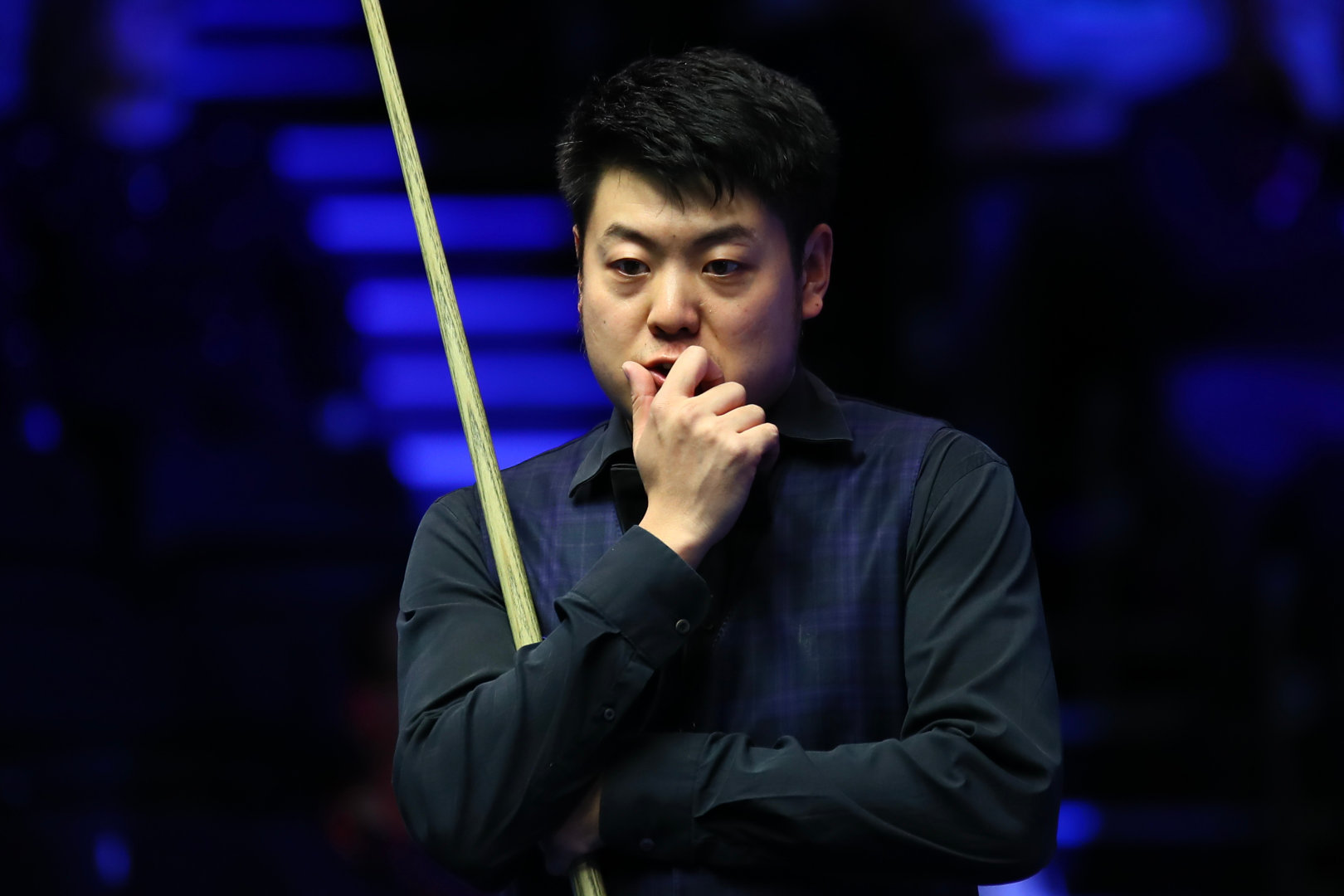 他通过精确 他通过精确