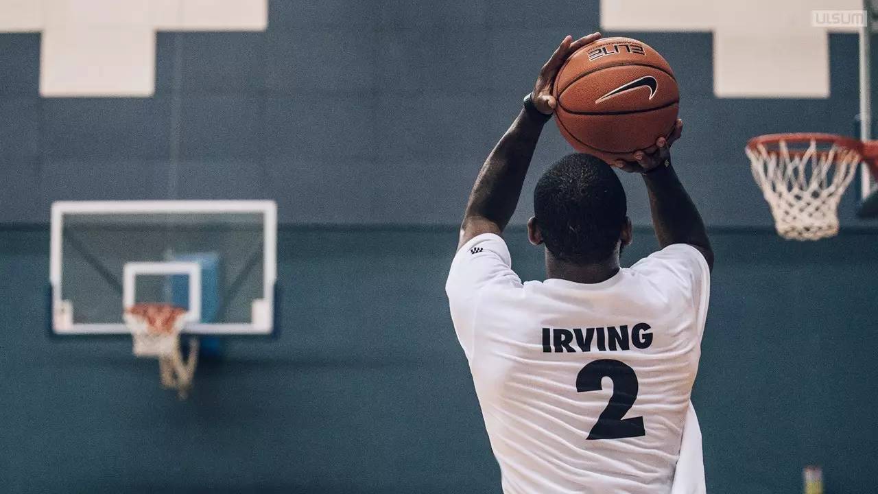 但现代足球 但现代足球